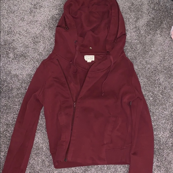 Medium converse jacket, almost brand new! - Picture 1 of 3